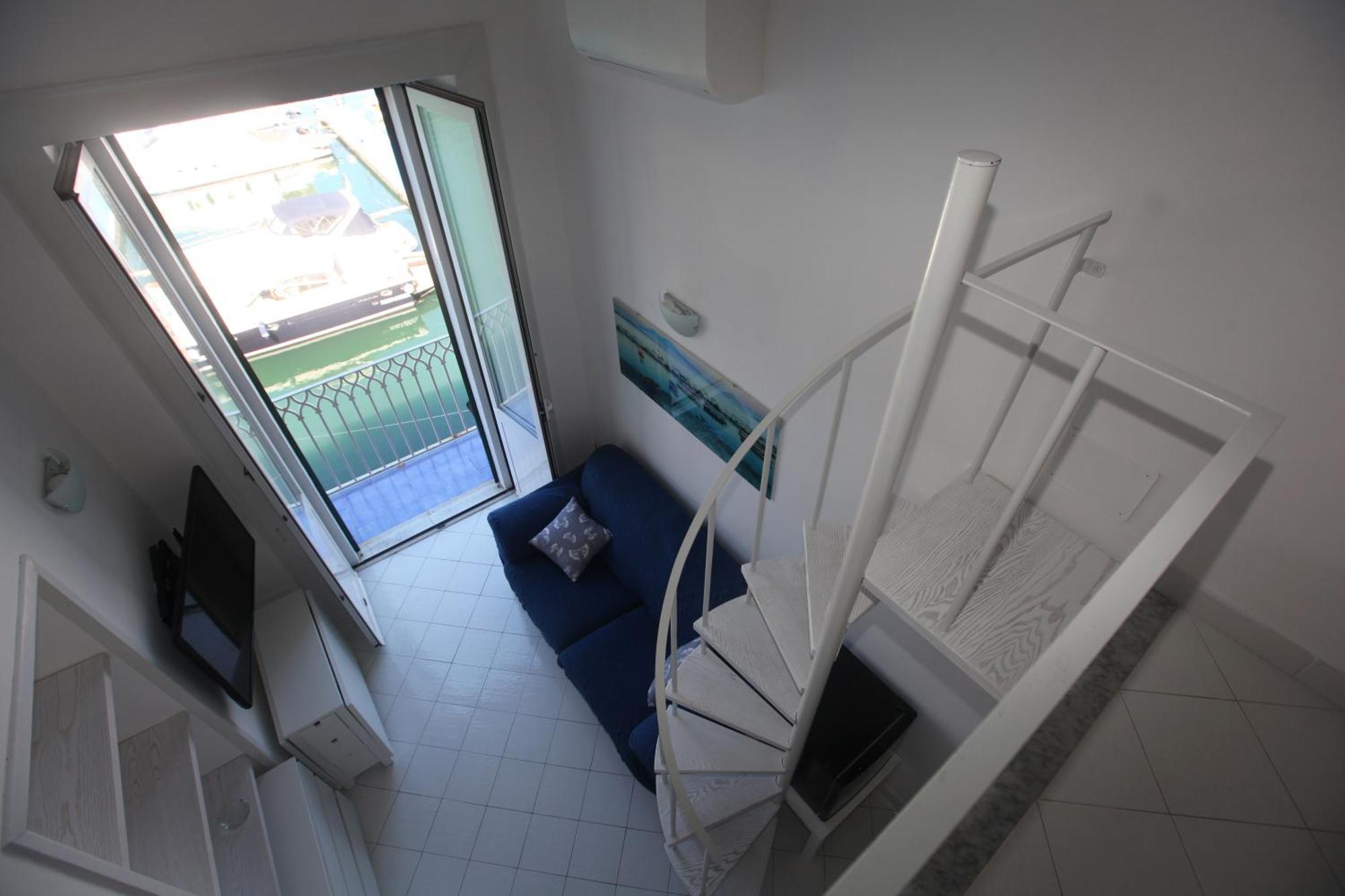 Riva Destra Home By Domusextra Isquia Exterior foto