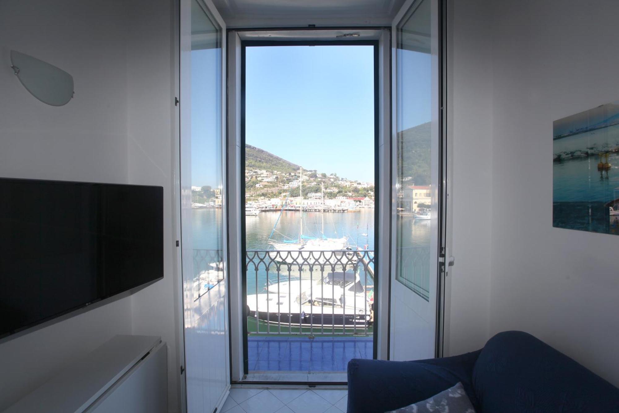 Riva Destra Home By Domusextra Isquia Exterior foto